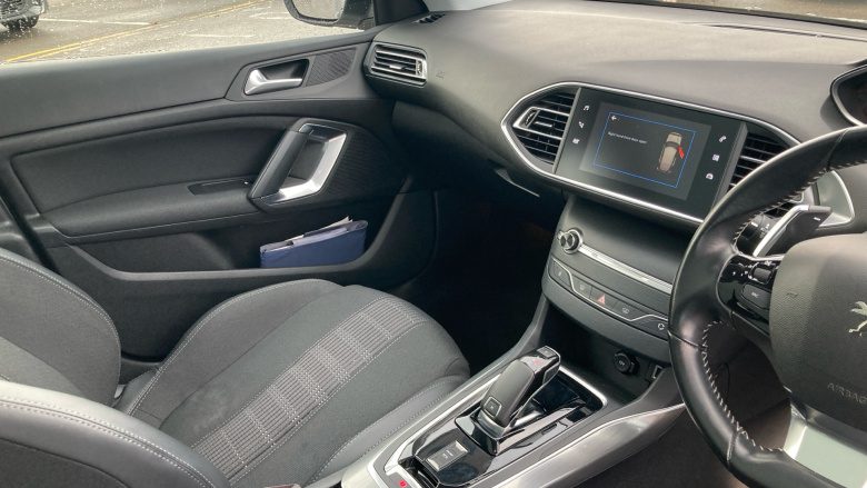 Peugeot 308 1.2 PureTech 130 Allure 5dr EAT8 Petrol Hatchback